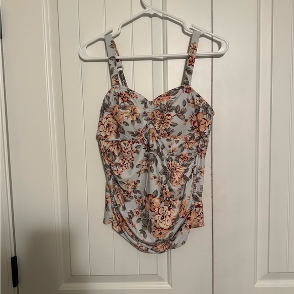Jessica Simpson Maternity Floral Swimwear - Picture 2 of 13